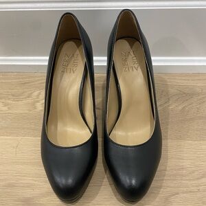 NEW Naturalizer Teresa Pump - size 7